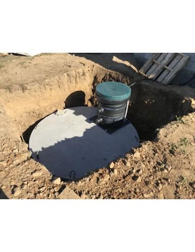 Cuve béton 10000 litres dans le trou et son préfiltre 5 microns