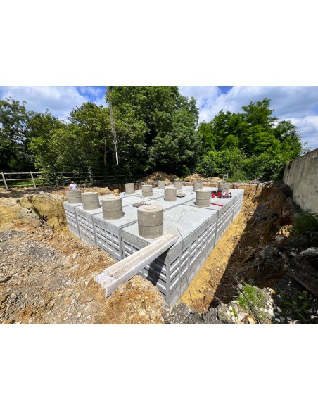 Cuve béton rectangulaire 30000L